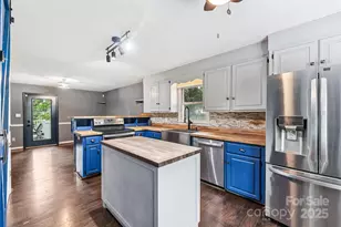 22 31st Ave Ct NE, Hickory, NC 28601 - Photo 8