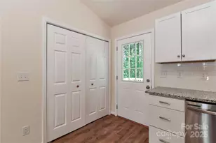 133 Tower Dr, Statesville, NC 28677 - Photo 16