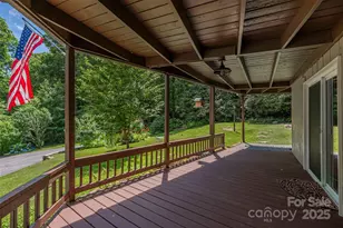 477 Locust Dr, Maggie Valley, NC 28751 - Photo 10