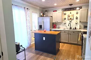 311 Wilkes Pl Dr, Fort Mill, SC 29715 - Photo 16