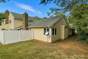 1061 Sardis Cove Dr, Charlotte, NC 28270 - Photo 34