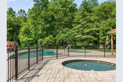 9999 Stone Valley Way #21 Ph 1, Hendersonville, NC 28792 - Photo 8