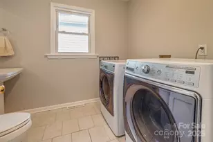 34 Vandalia Ave, Asheville, NC 28806 - Photo 22