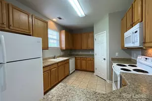 10846 Traders Ct, Davidson, NC 28036 - Photo 8