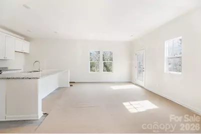 126 E Bell Street, Statesville, NC 28677 - Photo 4