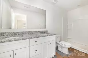 126 E Bell St, Statesville, NC 28677 - Photo 14