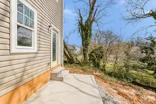 126 E Bell St, Statesville, NC 28677 - Photo 20