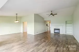 140 Bent Tree Dr, Hendersonville, NC 28739 - Photo 10