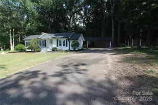 1257 Reese Roach Rd, Rock Hill, SC 29730 - Photo 4