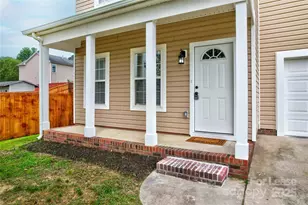 915 Harbour View Cove NE, Kannapolis, NC 28083 - Photo 4