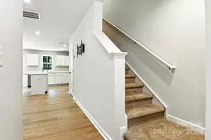 1525 39th Ave Loop NE, Hickory, NC 28601 - Photo 10