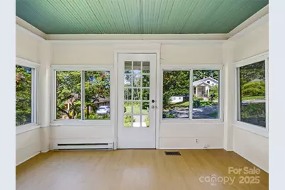 11 Craig Circle, Asheville, NC 28805 - Photo 12