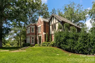 72 Windsor Rd, Asheville, NC 28804 - Photo 2