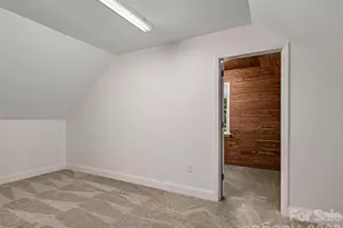 44 Ardoyne Rd, Asheville, NC 28804 - Photo 32