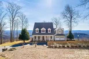 11 By The Wayside Dr, Columbus, NC 28722 - Photo 2
