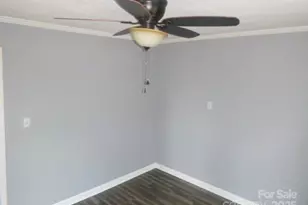 326 S Caldwell St, Salisbury, NC 28144 - Photo 6