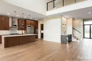 24 S Watchman Dr, Hendersonville, NC 28791 - Photo 20