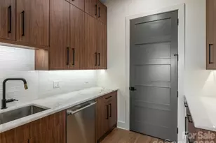 24 S Watchman Dr, Hendersonville, NC 28791 - Photo 22