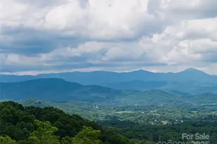 24 S Watchman Dr, Hendersonville, NC 28791 - Photo 42