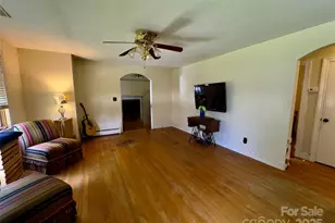 169 Montview Cir, Brevard, NC 28712 - Photo 4