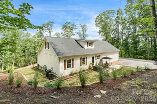 70 J P Huggins Dr, Hendersonville, NC 28791 - Photo 38