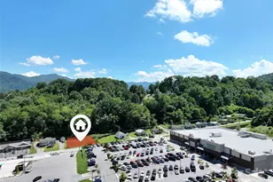 85 Frazier St, Waynesville, NC 28786 - Photo 1