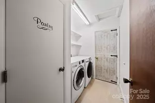 94 Market St, Maggie Valley, NC 28751 - Photo 30