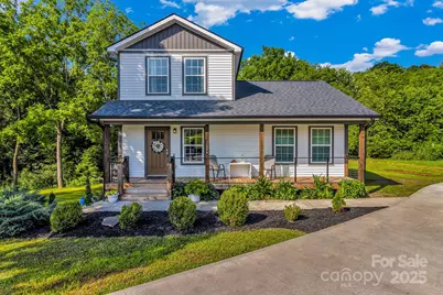 1024 Bear Creek Road, Leicester, NC 28748 - Photo 2