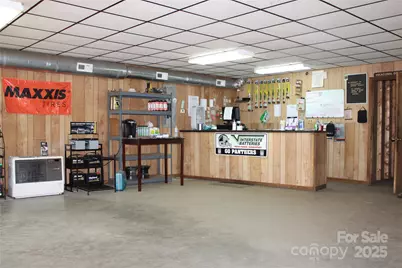 23 Lana Lane, Burnsville, NC 28714 - Photo 4