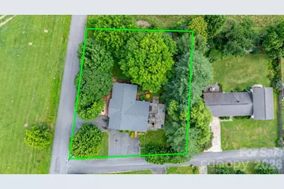 309 Sheldon Street, Hudson, NC 28638 - Photo 2