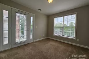 8728 Arbor Creek Dr, Charlotte, NC 28269 - Photo 20