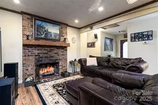 7101 Signer Rd, Charlotte, NC 28278 - Photo 8