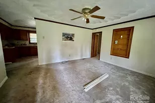 6581 Emerald Isle Dr, Sherrills Ford, NC 28673 - Photo 8