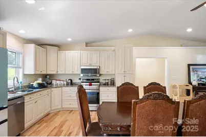 40 Alabama Avenue, Marion, NC 28752 - Photo 14