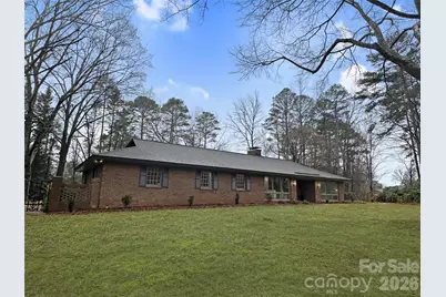 104 34th Avenue NE #PT 4-5/, Hickory, NC 28601 - Photo 2