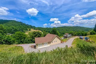 338 Majestic Mountain Dr, Burnsville, NC 28714 - Photo 2