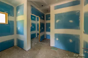 338 Majestic Mountain Dr, Burnsville, NC 28714 - Photo 20