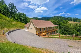 338 Majestic Mountain Dr, Burnsville, NC 28714 - Photo 4