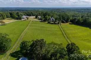 650 Golf Course Rd, Columbus, NC 28722 - Photo 8