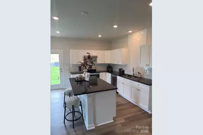 4537 Green Drake Drive, Charlotte, NC 28269 - Photo 6