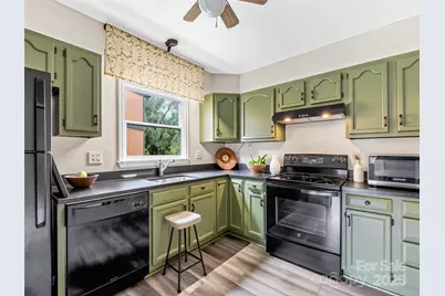 1745 Haywood Manor Road #A, Hendersonville, NC 28791 - Photo 6