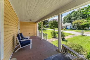 202 E Central Ave, Catawba, NC 28609 - Photo 8