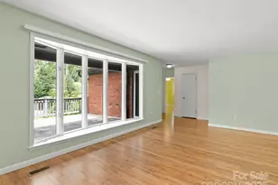 71 Auburn Park Dr, Waynesville, NC 28786 - Photo 8