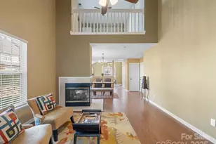 4580 Antelope Ln, Charlotte, NC 28269 - Photo 4