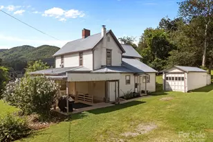 133 Lawson St, Hot Springs, NC 28743 - Photo 22