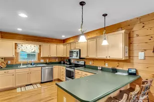 1064 Point of View Dr, Waynesville, NC 28785 - Photo 10