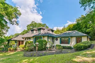 419 Country Club Dr, Waynesville, NC 28786 - Photo 2