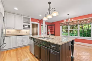 419 Country Club Dr, Waynesville, NC 28786 - Photo 10