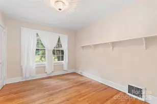 419 Country Club Dr, Waynesville, NC 28786 - Photo 32