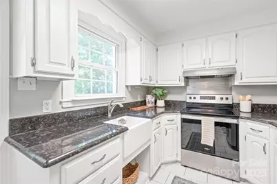 5317 Furman Place, Charlotte, NC 28210 - Photo 8